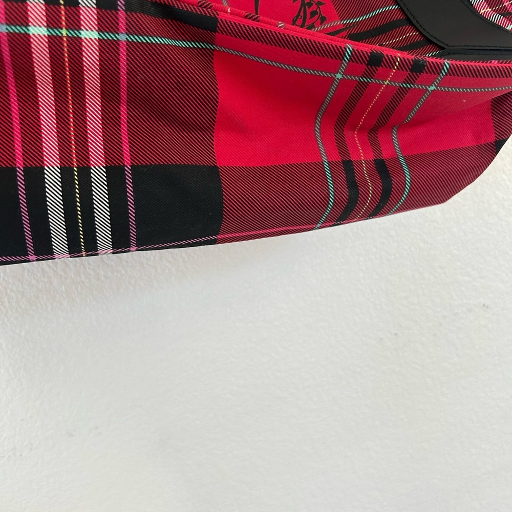 Victoria's Secret Black and Red Plaid Tote - Picture 5 of 11